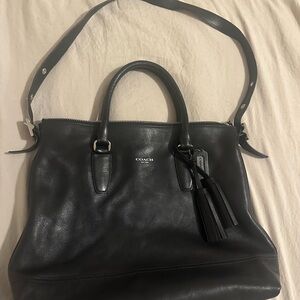 Vintage Coach Black Leather Shoulder Bag - Excellent Condition